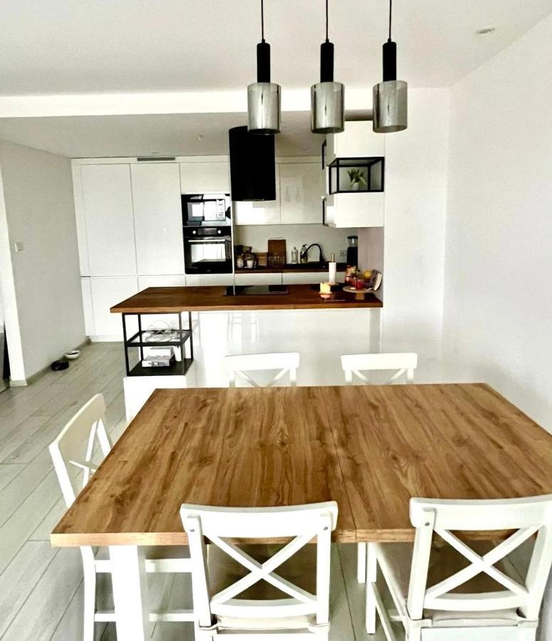 Skyview Apartament Apartman Przemyśl Kültér fotó